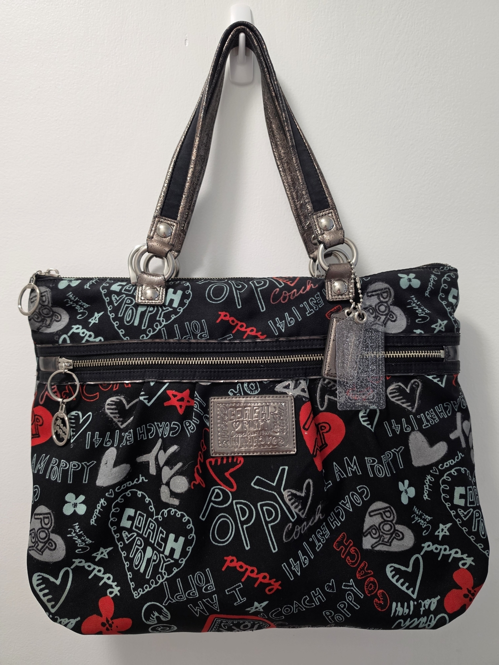 Coach Poppy Graffiti Heart Glam tote
